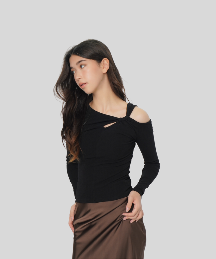 Side Twist Off-Shoulder Long Sleeve