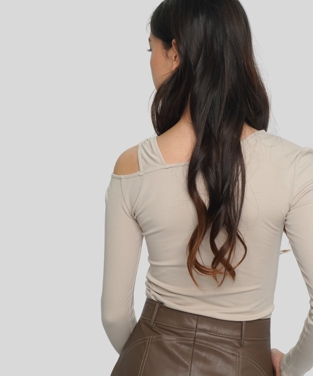 Side Twist Off-Shoulder Long Sleeve